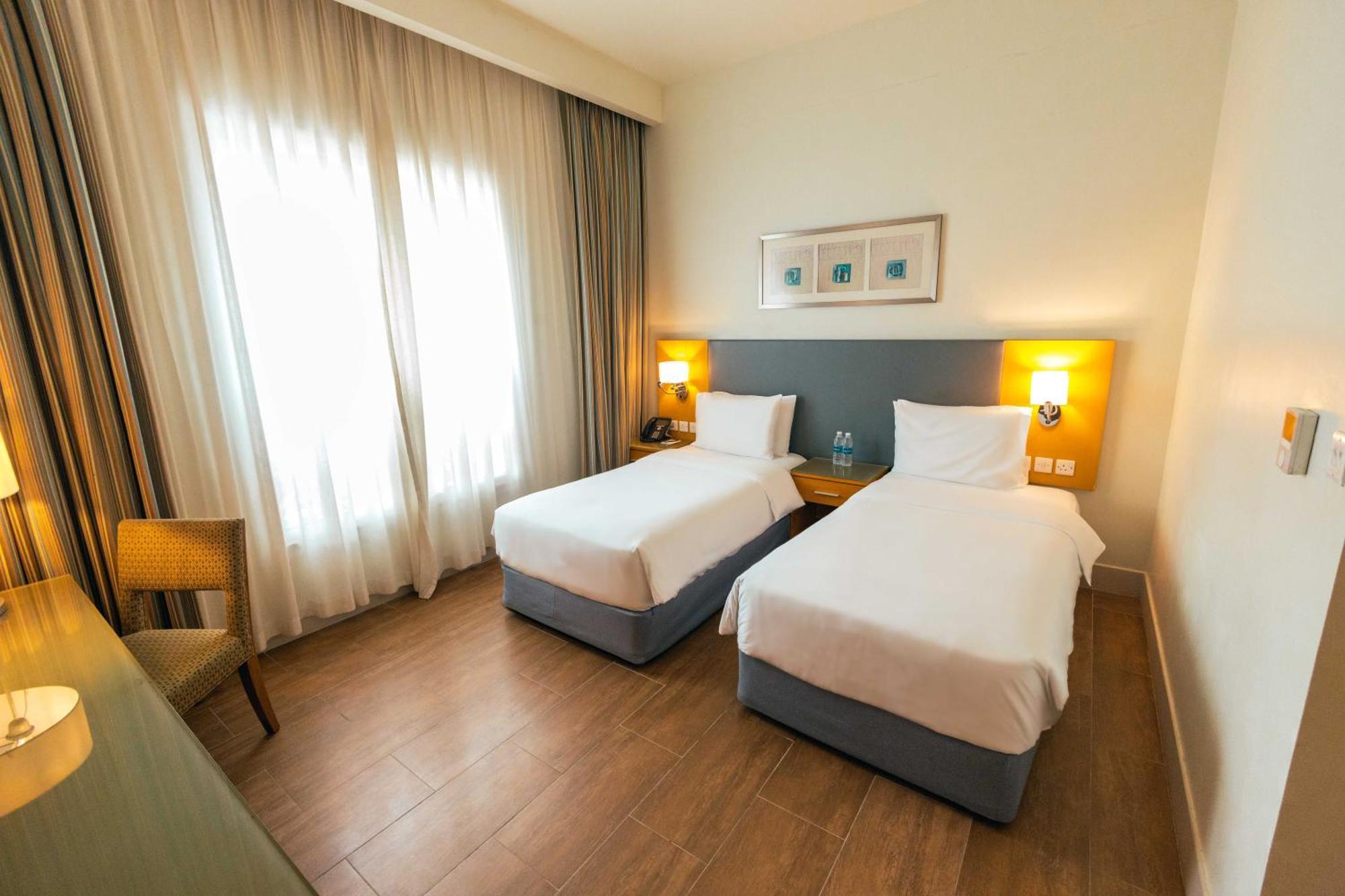 Salalah Gardens Hotel Managed By Safir Hotels & Resorts Экстерьер фото